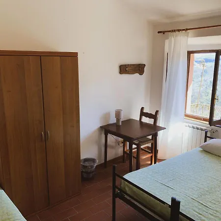 Rifugio La Mesta Hotel